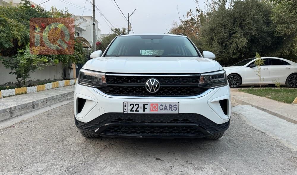 فولكسفاغن تاوس